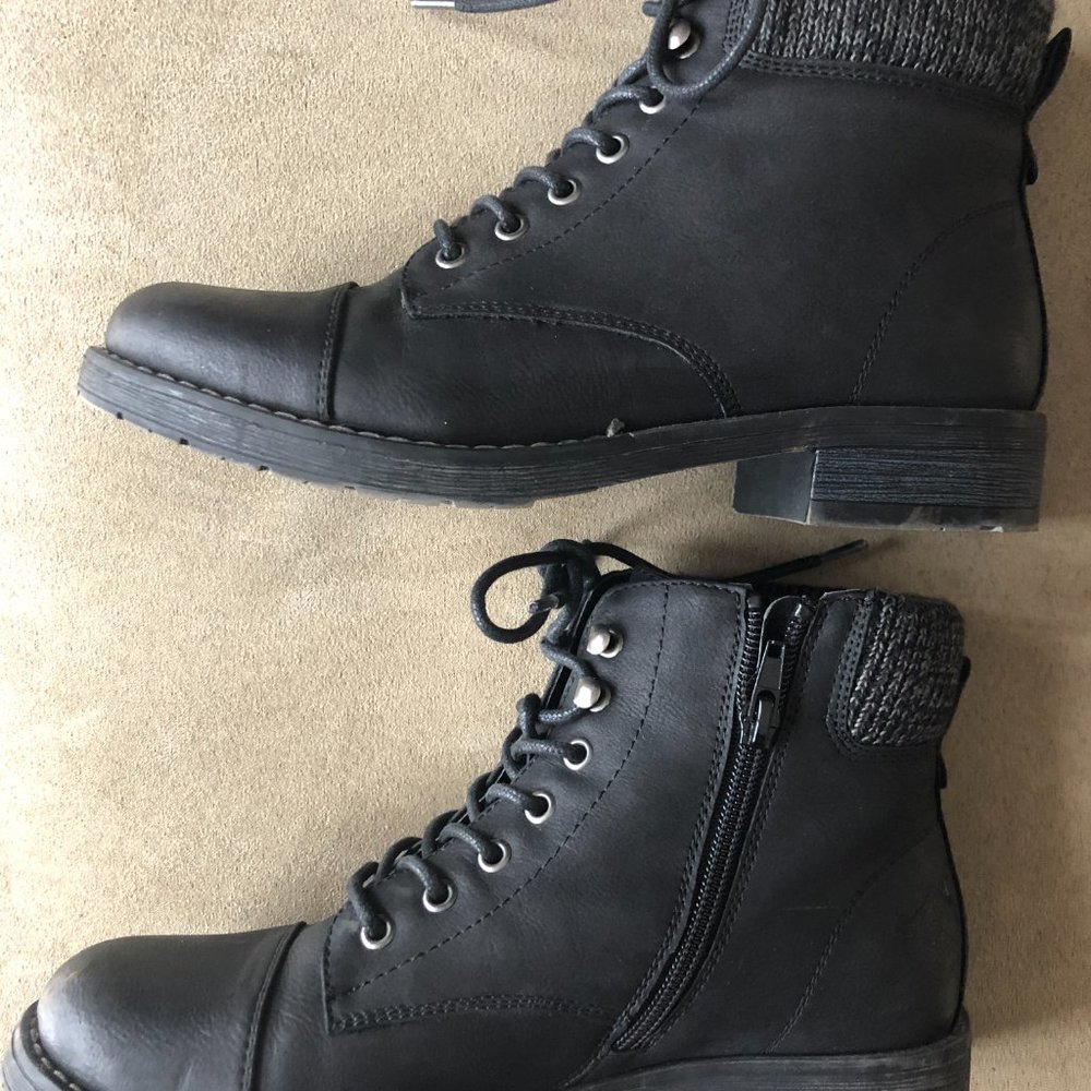 Ankle Boots - Picture 2 of 3